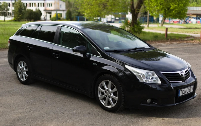 Toyota Avensis cena 22900 przebieg: 296000, rok produkcji 2010 z Kobyłka małe 352